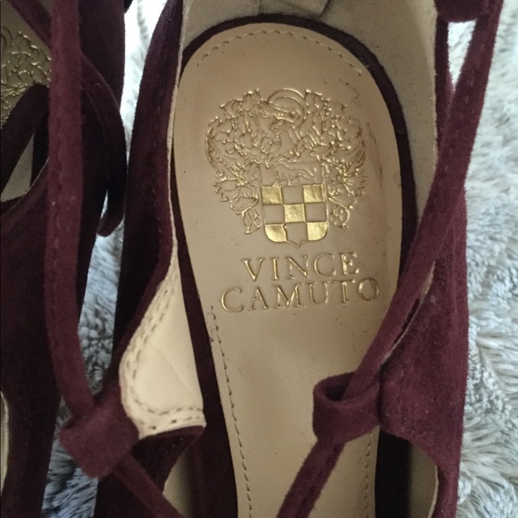 Vince Camuto Lace Up Pumps “Barsha” - Picture 3 of 5